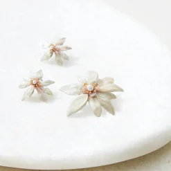 Sale Magnolia Brooch Pins & Brooches